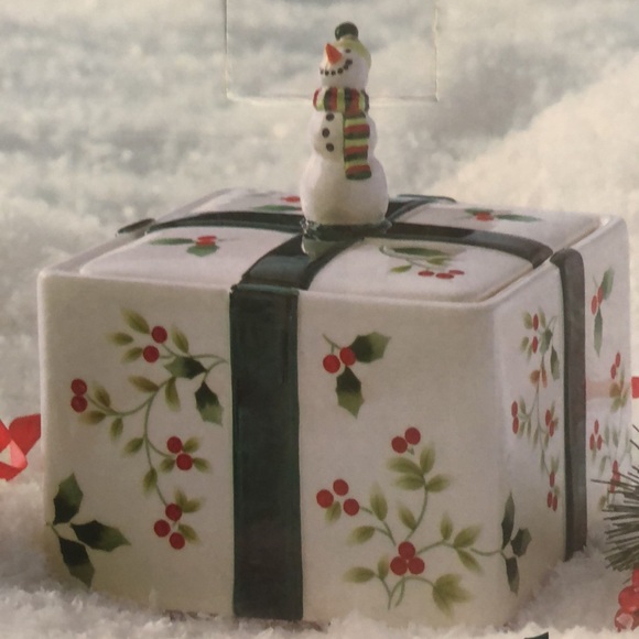 Pfaltzgraff Other - Pfaltzgraff Snowman Treat Jar Winterberry Collection